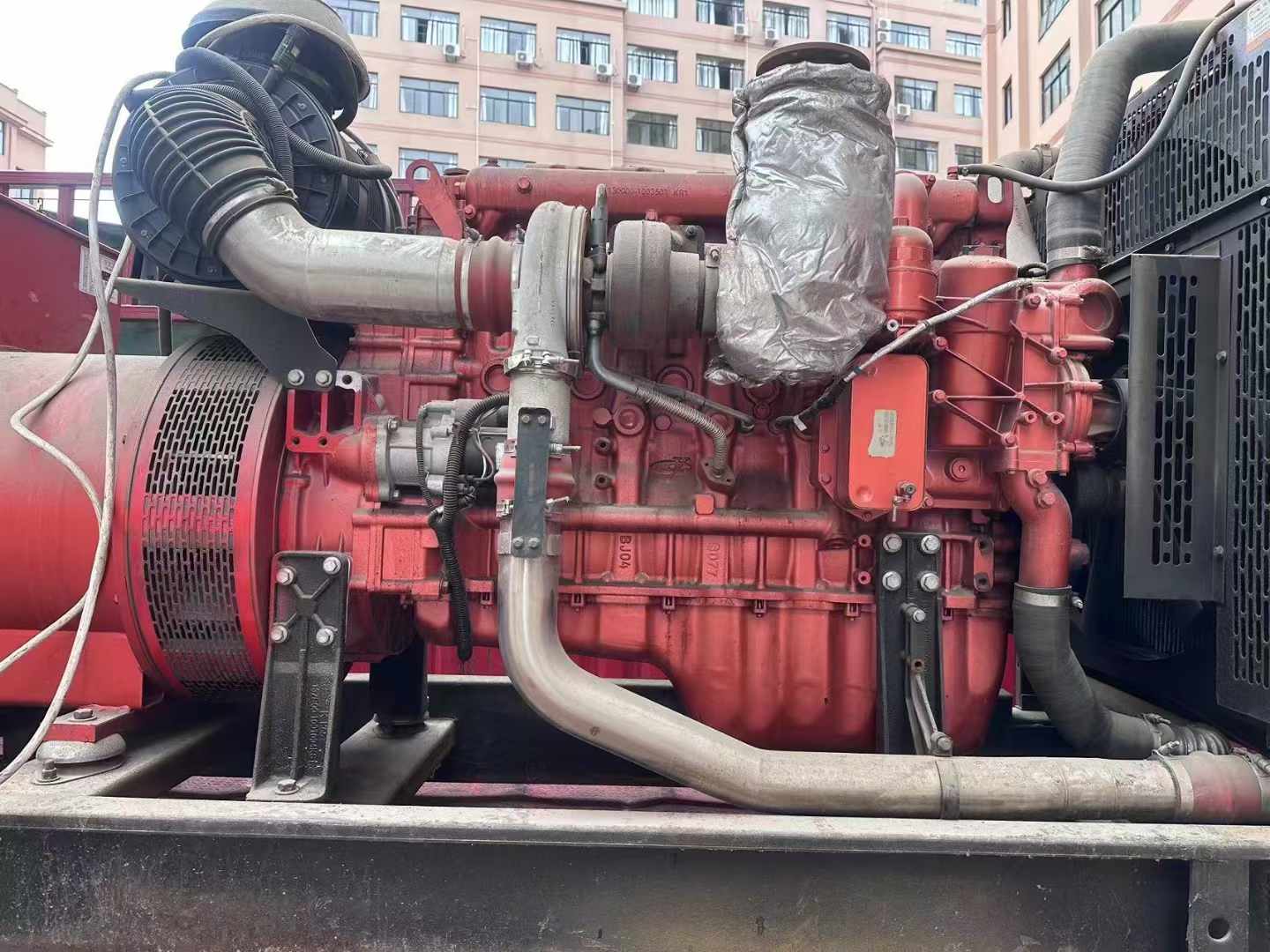 朗县如何选择适合 600kW 柴油发电机组的过载保护器？