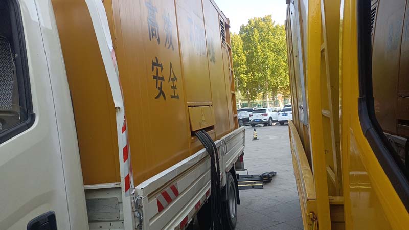 朗县如何判断柴油发电机组和UPS电源的切换时间是否符合要求？